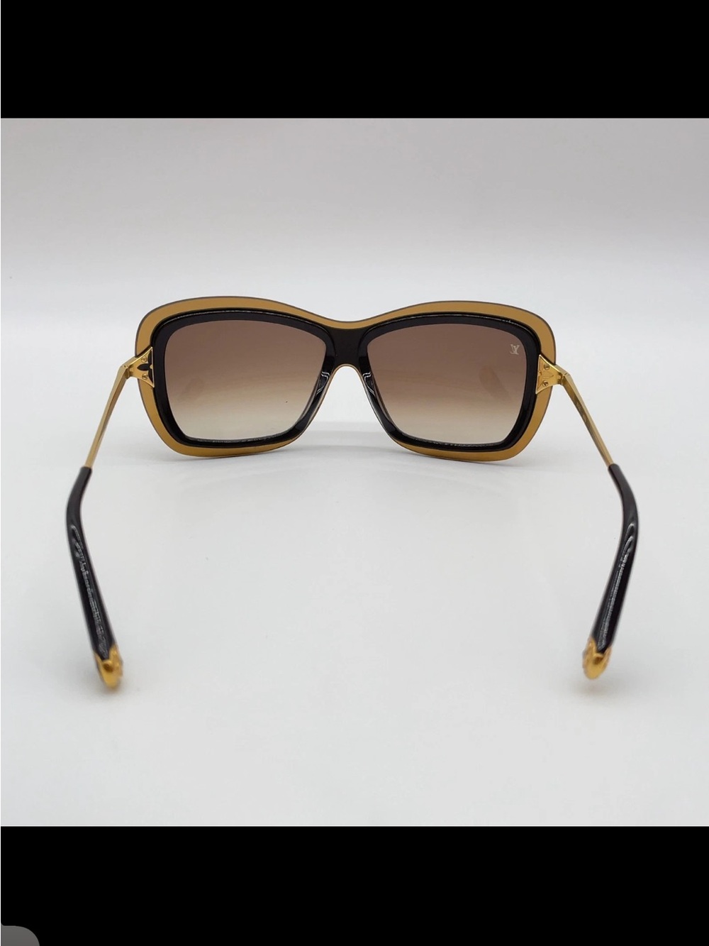 Louis Vuitton Sunglasses - Picture 4 of 12